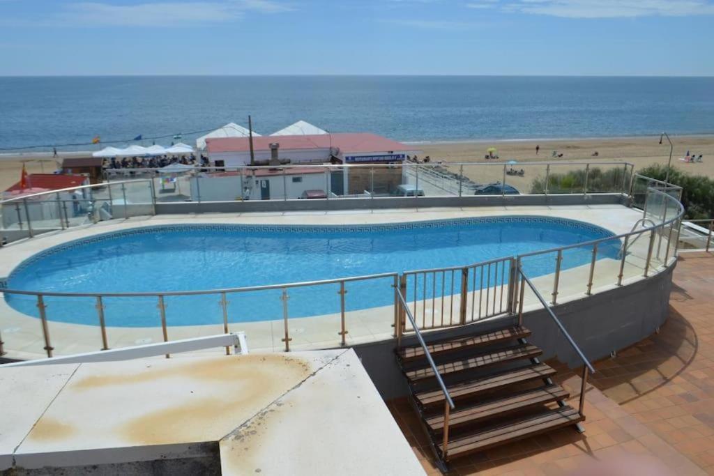 Primera Linea De Playa, Piscina, Parking Apartment Islantilla